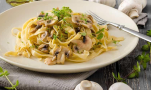 Bord met pasta